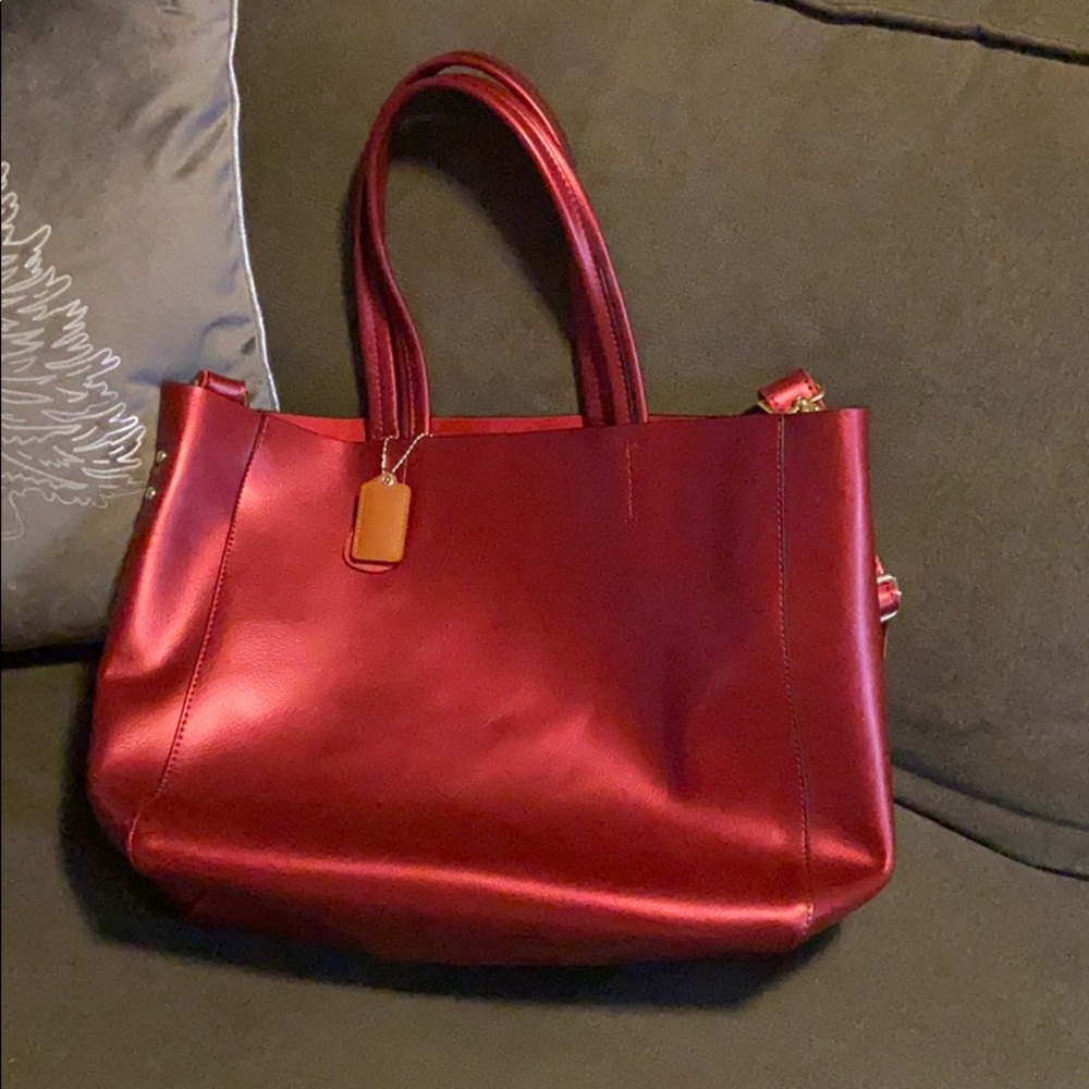 Gorgeous dark red purse (leather)